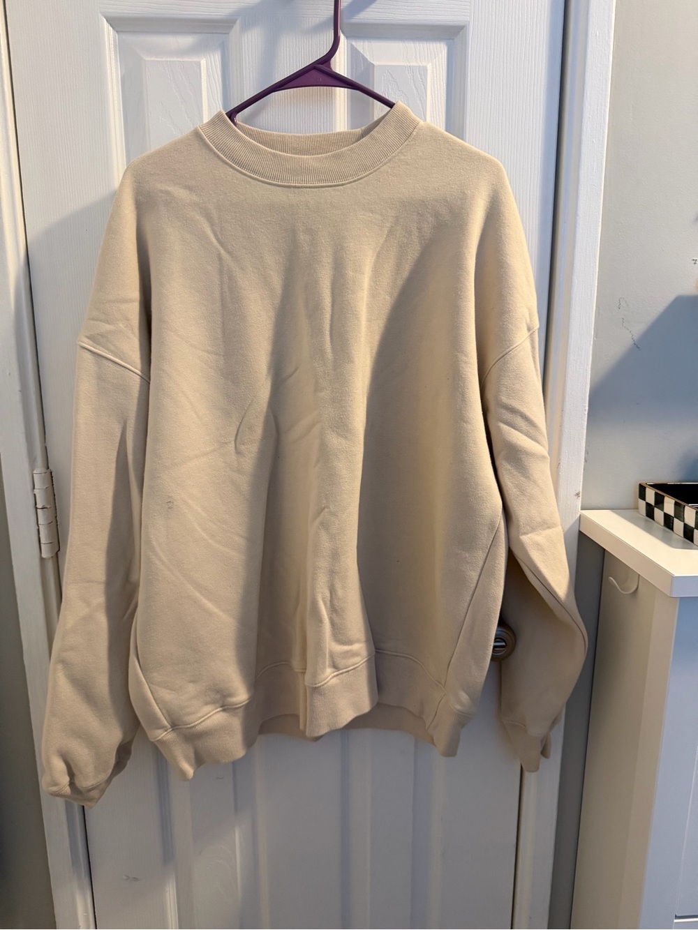 Abercrombie & Fitch Men's Crewneck Sweatshirt - Cream